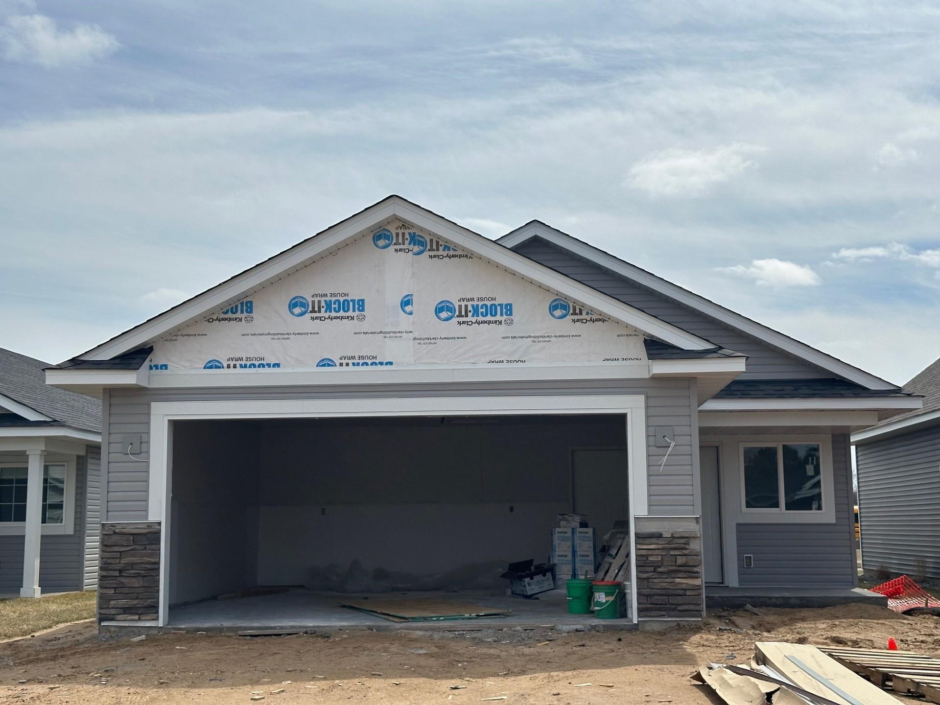 Front 720 Cherrywood Lane NE Isanti.jpg