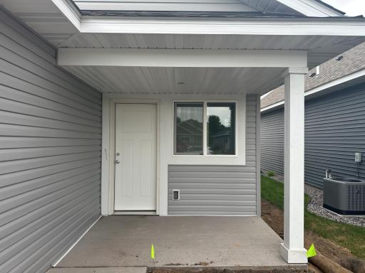 720 Cherrywood Lane NE, Isanti, MN 55040