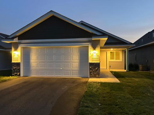 720 Cherrywood Lane NE, Isanti, MN 55040