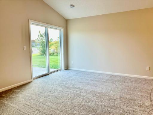 720 Cherrywood Lane NE, Isanti, MN 55040