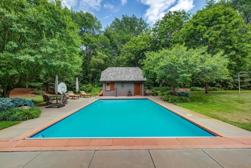781 Ferndale Road N, Wayzata, MN 55391