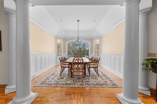 781 Ferndale Road N, Wayzata, MN 55391