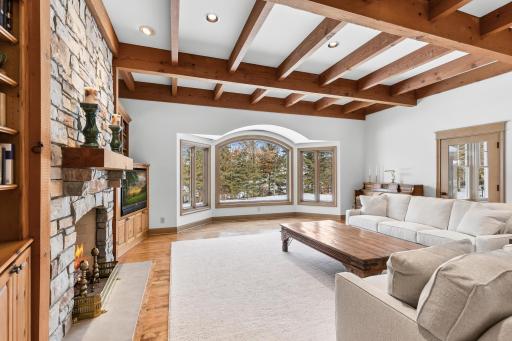 781 Ferndale Road N, Wayzata, MN 55391