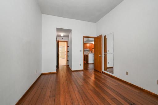 433 7th Street S, 2305, Minneapolis, MN 55415