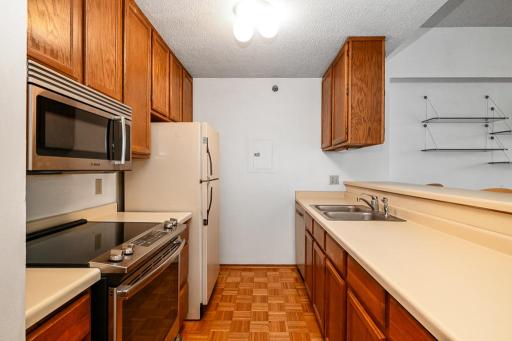 433 7th Street S, 2305, Minneapolis, MN 55415