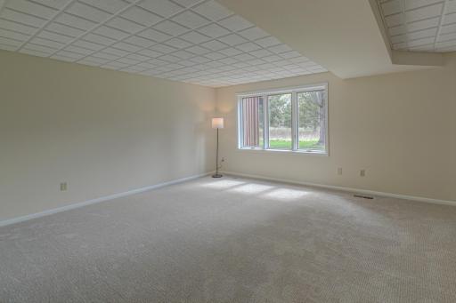 20 Anemone Circle, Saint Paul, MN 55127