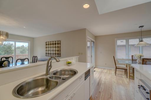 20 Anemone Circle, Saint Paul, MN 55127