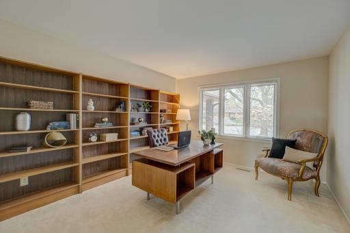 20 Anemone Circle, Saint Paul, MN 55127