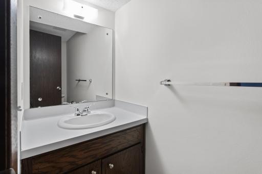 8119 28th Avenue N, Minneapolis, MN 55427