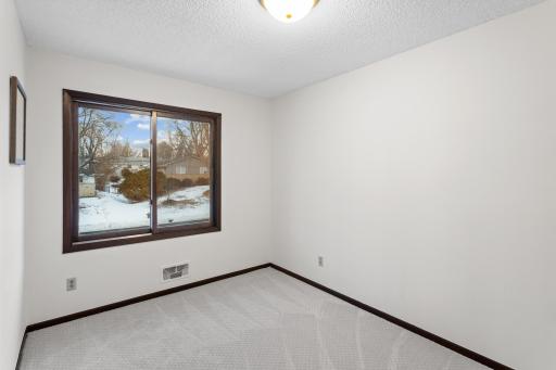 8119 28th Avenue N, Minneapolis, MN 55427