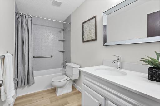 8119 28th Avenue N, Minneapolis, MN 55427