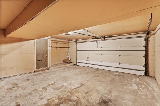 8119 28th Avenue N, Minneapolis, MN 55427