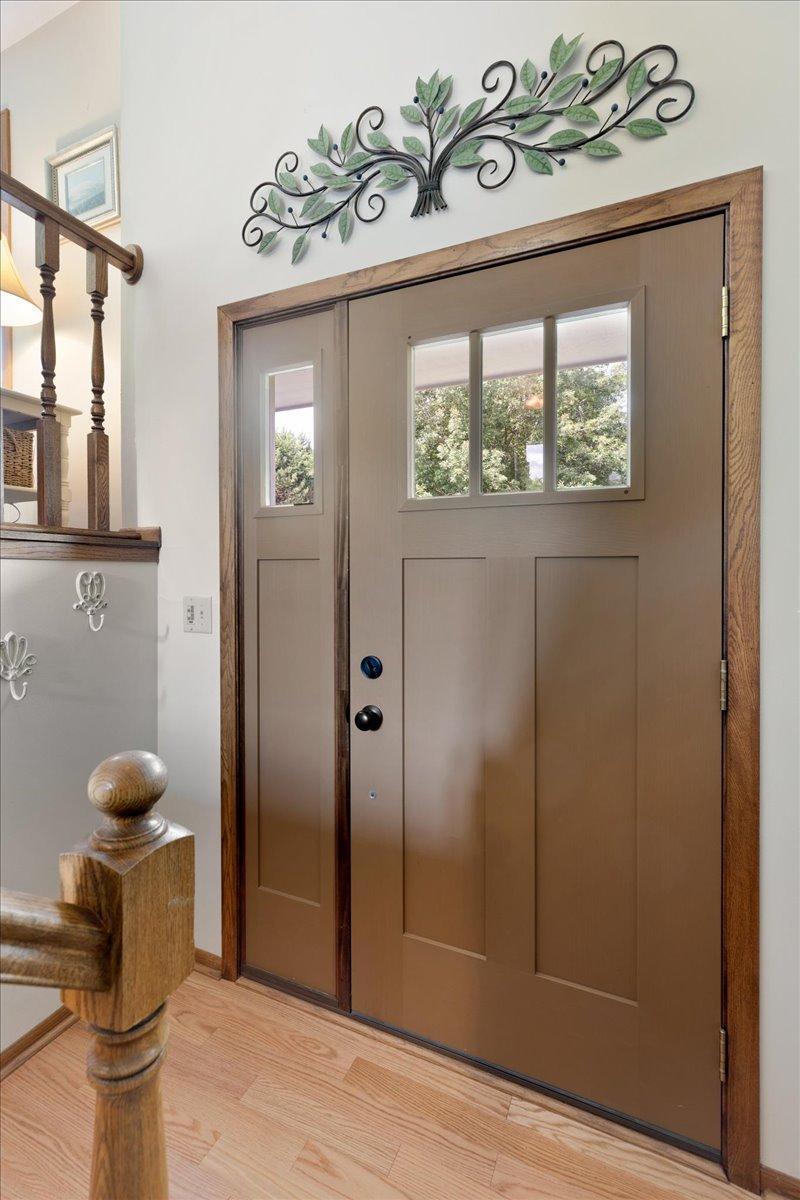 New door and sidelight - 2018