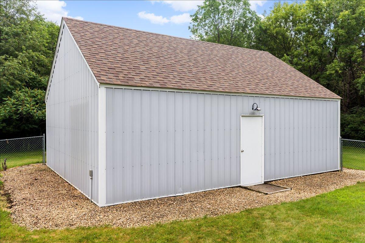 Pole Barn - 30x24