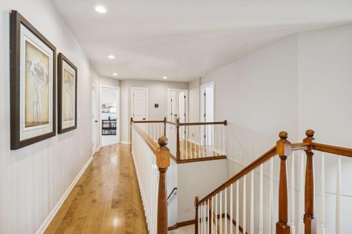 816 Westwood Drive S, Golden Valley, MN 55416
