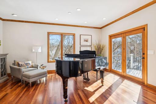 816 Westwood Drive S, Golden Valley, MN 55416