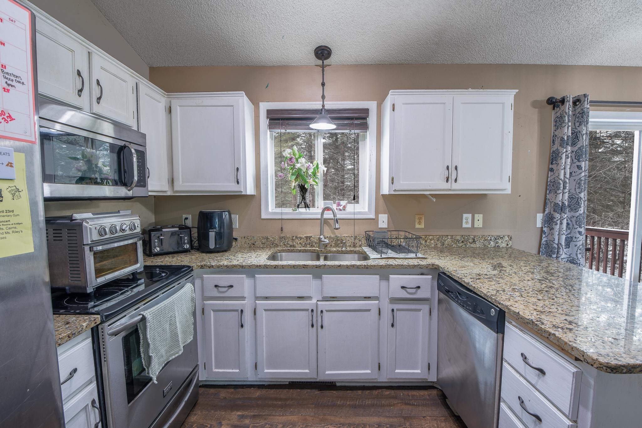 13310 Lake Place Rd-5.jpg