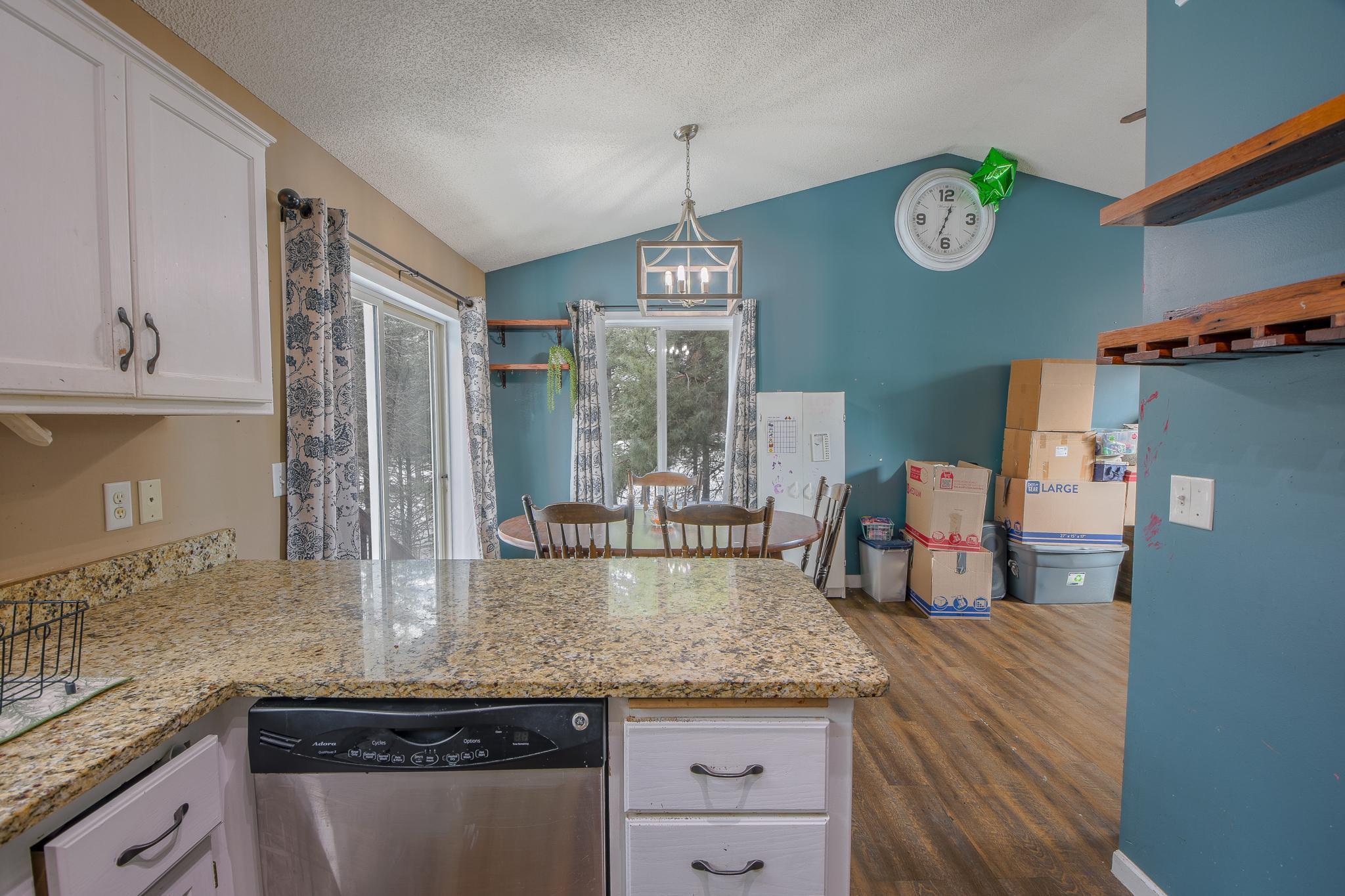 13310 Lake Place Rd-7.jpg