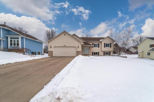 16241 Grinnell Avenue, Lakeville, MN 55044