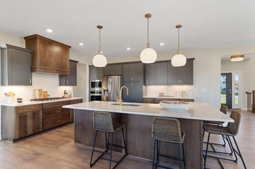 Two-tone cabinets with soft close doors and drawers
