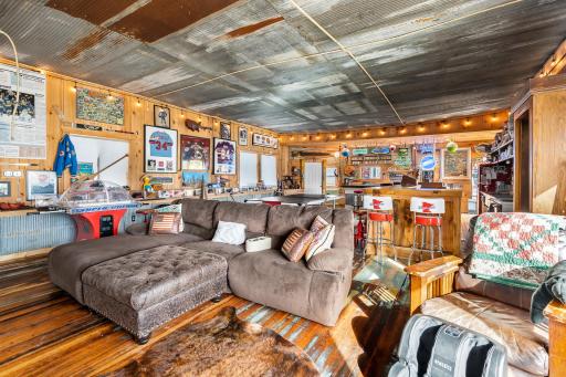 2132 295th Ave MLS or WEB-13.jpg