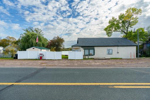 2132 295th Ave MLS or WEB-23.jpg