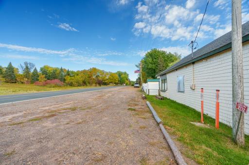 2132 295th Ave MLS or WEB-26.jpg