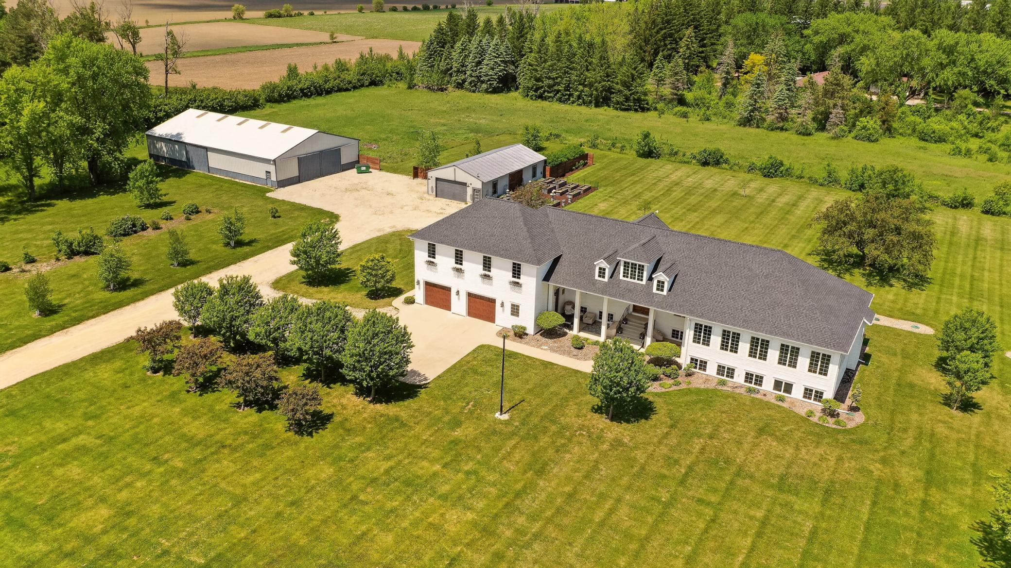 10951 Cty Rd 8 Stewartville.jpg