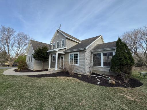 287 Plainview Drive, River Falls, WI 54022