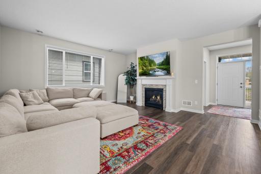 1529 100th Avenue NW, Minneapolis, MN 55433