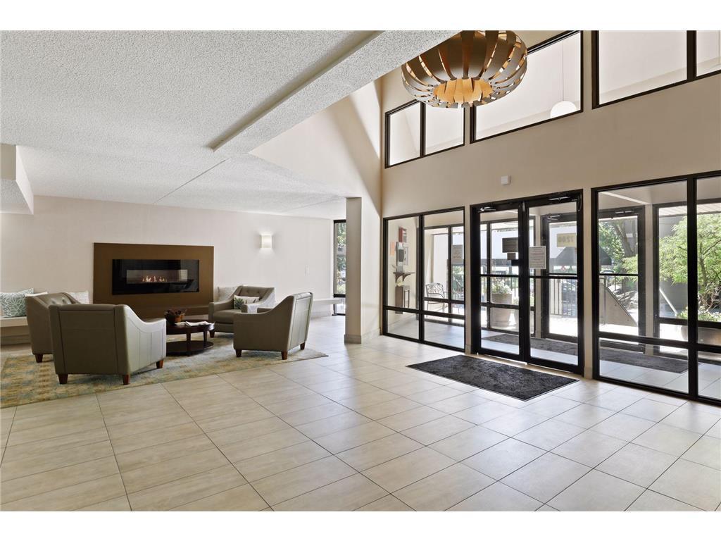 Building foyer entrance