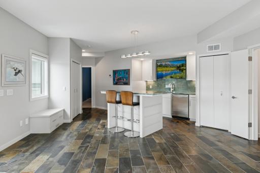 9235 Lake Riley Boulevard, Chanhassen, MN 55317