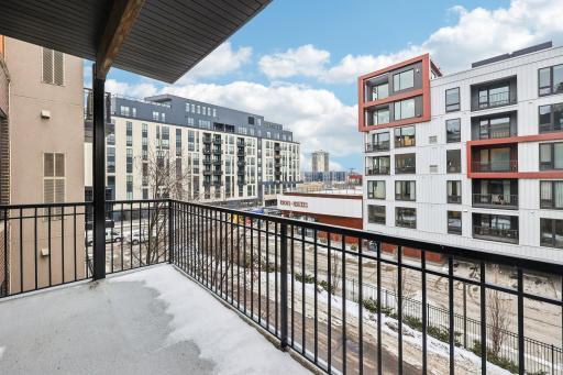 Private balcony, grills allowed