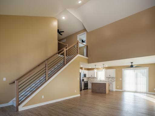 2415 Elk Run Drive SE, Pine Island, MN 55963
