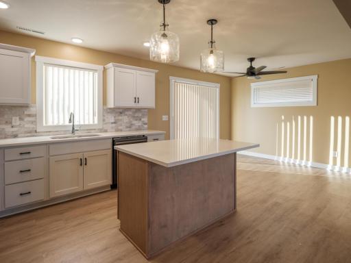 2415 Elk Run Drive SE, Pine Island, MN 55963