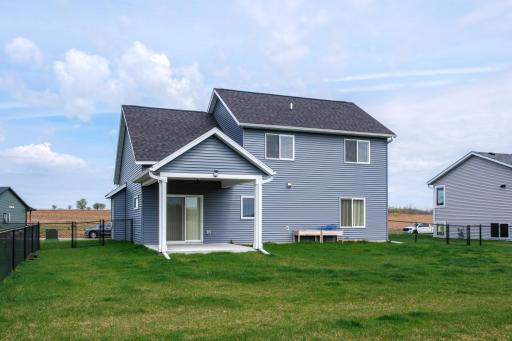 2415 Elk Run Drive SE, Pine Island, MN 55963