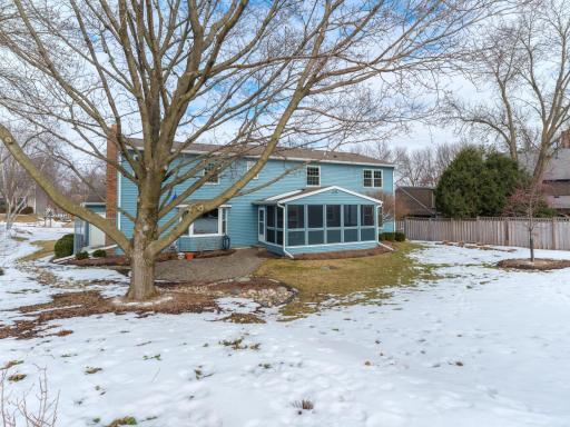 2020 16th St NE-106.jpg