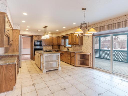 2020 16th St NE-211.jpg