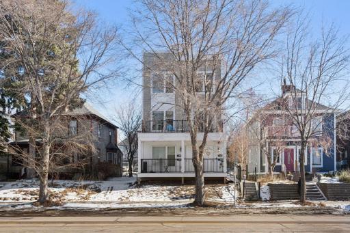 2449 Lyndale Avenue S, Minneapolis, MN 55405