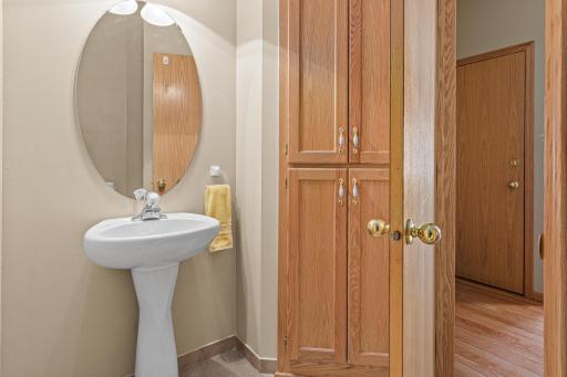 12739 Drake Cir, Minneapolis, MN-21.jpg