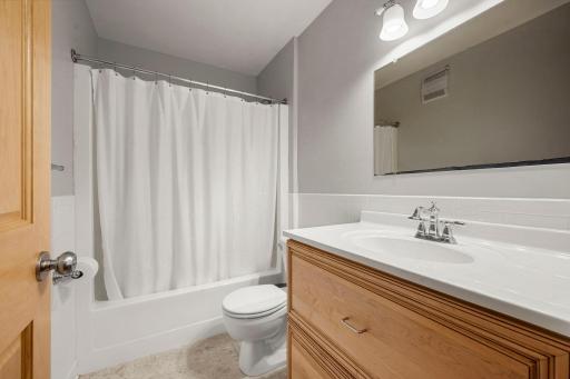 14215 Waconia Street NE, Ham Lake, MN 55304