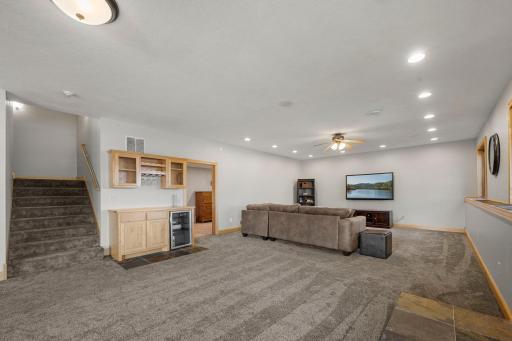 14215 Waconia Street NE, Ham Lake, MN 55304