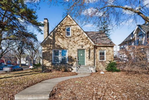 Photo for 2501 Logan Avenue N, Minneapolis, MN 55411 - listing #7017696 2501 Logan Avenue N, Minneapolis, MN 55411