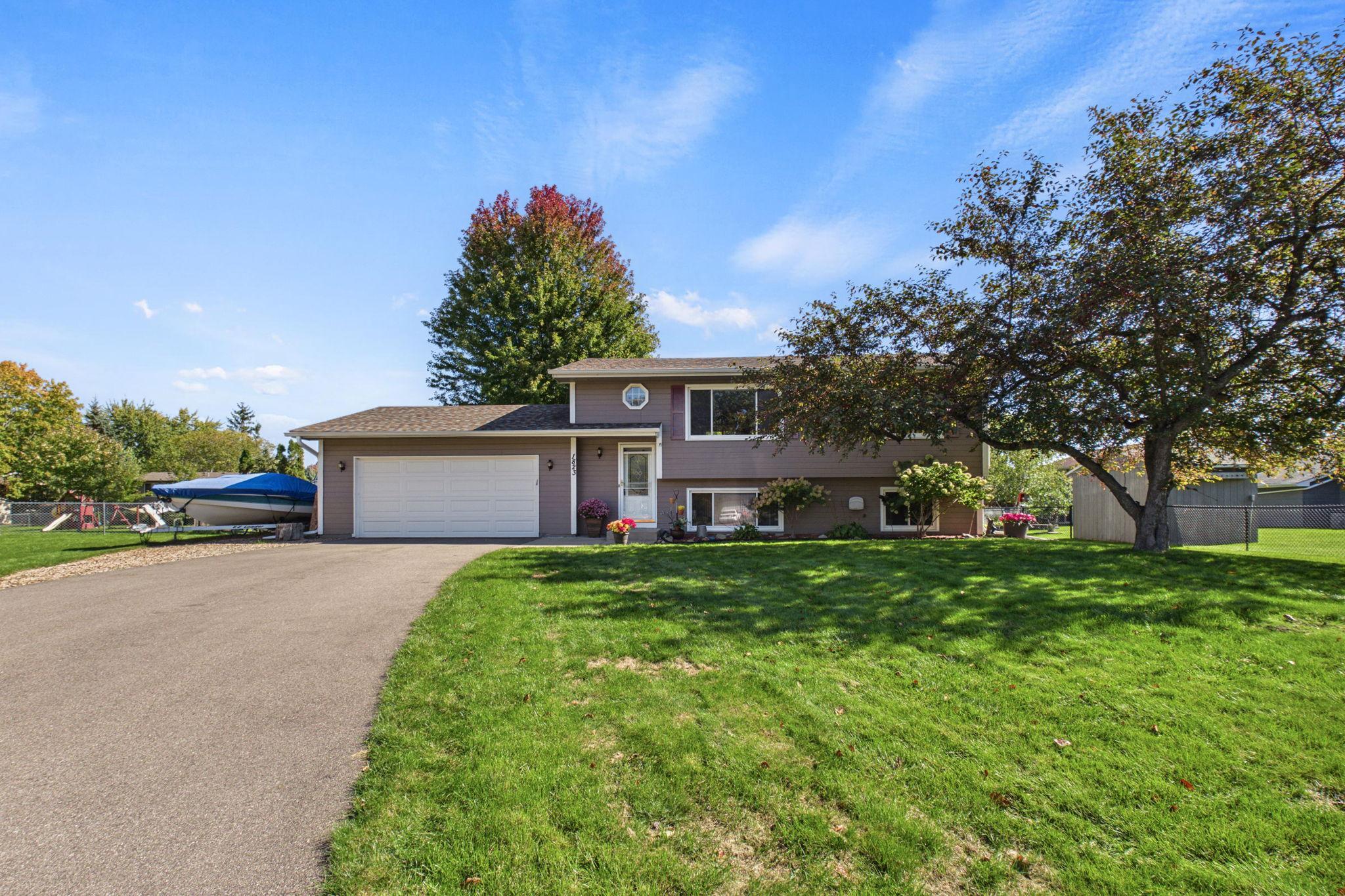 Property photo for 1823 Houle Circle, Hugo, MN 55038