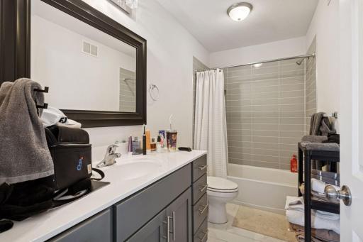 3512 Dupont Avenue S, Minneapolis, MN 55408