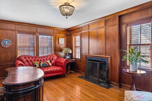 1014 Mount Curve Avenue, Minneapolis, MN 55403