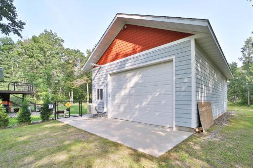 Detached garage Shop