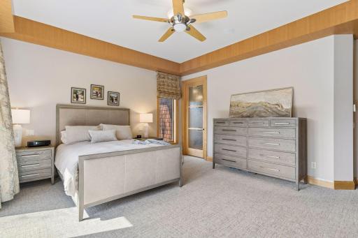 700 Hidden Creek Trail, Saint Paul, MN 55118