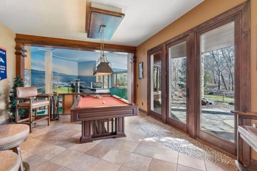 700 Hidden Creek Trail, Saint Paul, MN 55118