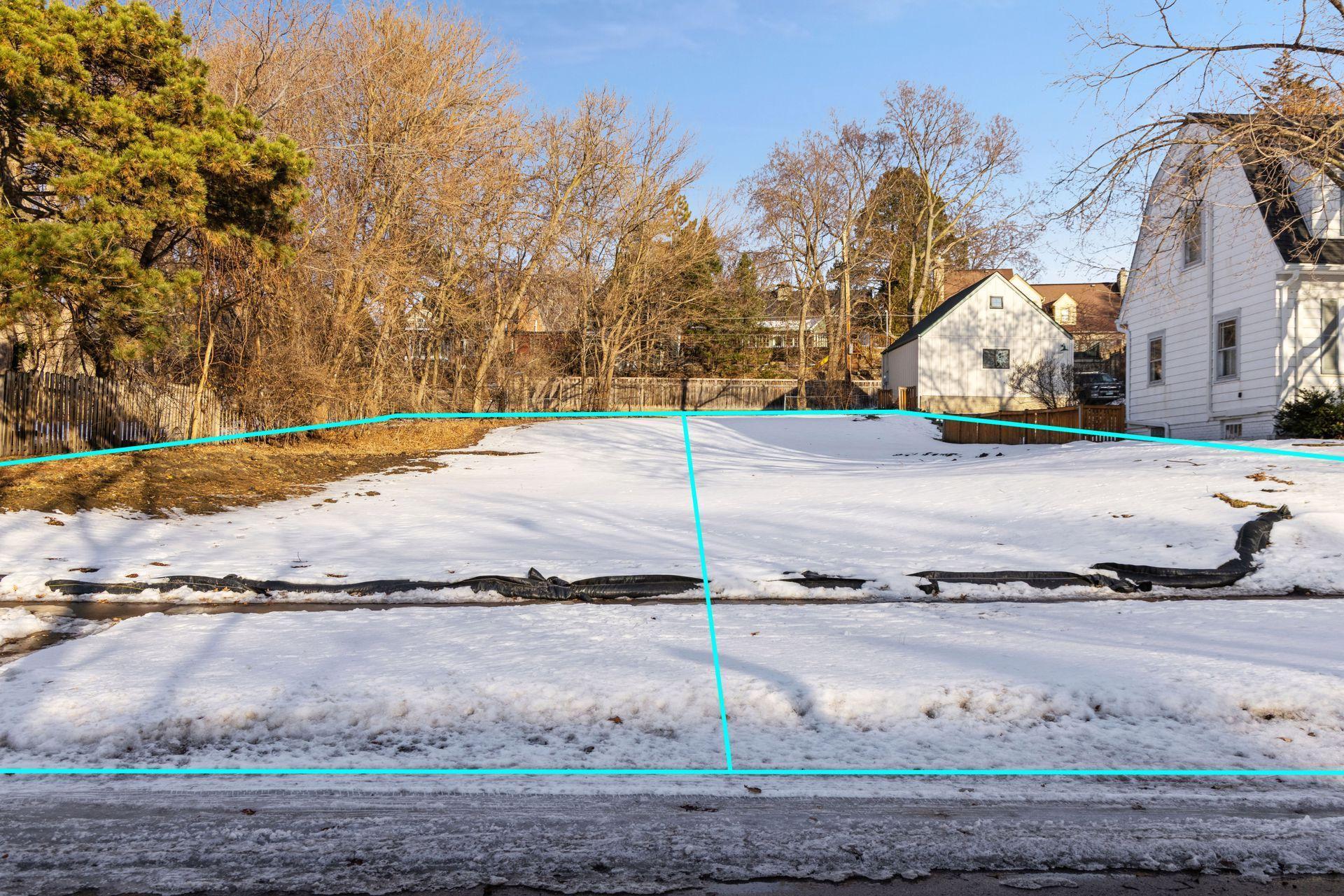 Right side of the lot is 426